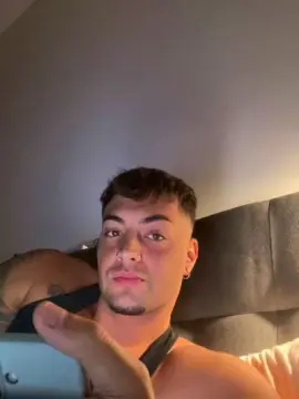 Cam4 Watch Live Sex Cams of saiz98