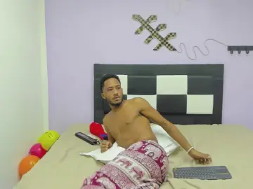 Cam4 Live Sex Cam of Dani_Pervert_X