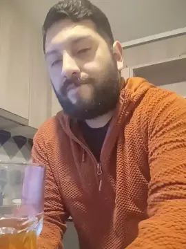 Cam4 Live Sex Cam of leomarquez1994