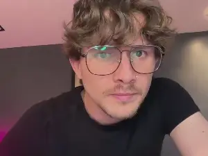 Cam4 Best live sex cam show of MCKLISTER69