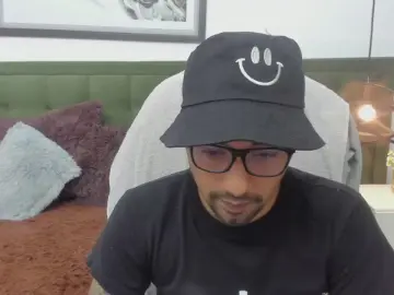 Cam4 Free Porn Cam of fuckboy_bbc