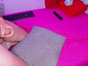 Cam4 Free Live Porn of saraandlion