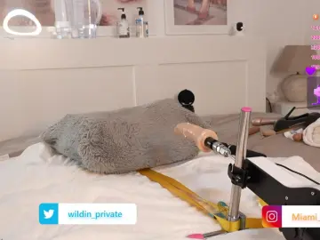 Cam4 Private Sex Chat of Emma_babe