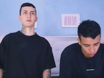 Cam4 Live Sex of MaxiAndDamian