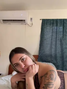 Cam4 Free Porn Cam of Sirena65