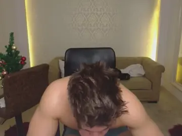 Cam4 Live Sex of MaxKaidenn