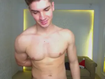 Cam4 Best live sex cam show of MaxKaidenn