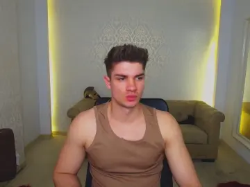 Cam4 Best live sex cam show of MaxKaidenn