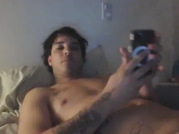 Cam4 Free Live Porn of tu_guachito