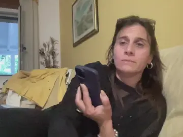 Cam4 Live Sex of martinabigst