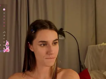 KarlyWixon from cam4