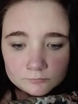 Cherrybella18 from cam4