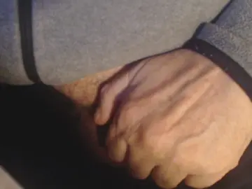 Cam4 Free Porn Cam of bigbeerrtd