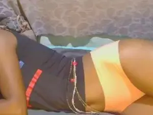 PinkieMonic5 from cam4