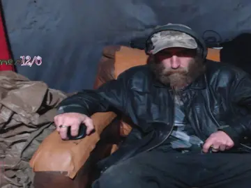 Cam4 Watch Live Sex Cams of dontmatter88