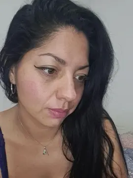 Cam4 Sex Chat of bella_milf1