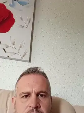 Cam4 Free Live Porn of joebcn43