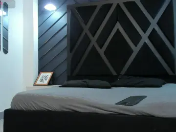 Cam4 Live Porn of marco_garciia_