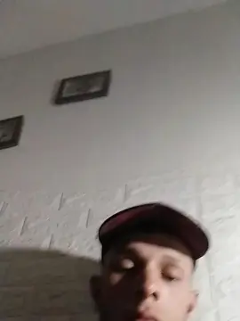 Cam4 Watch Live Sex Cams of Emaa21c