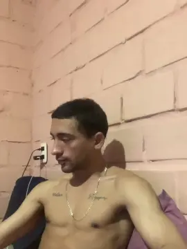 Cam4 Private Sex Chat of brunootz