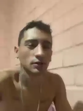 Cam4 Live Sex Cam of brunootz