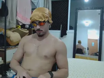 Cam4 Sex Chat of Thomas_FRZ