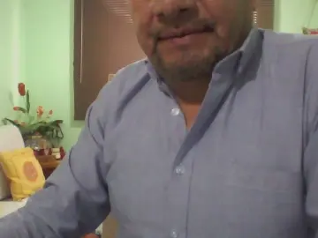 Cam4 Free Live Porn of madmexhot