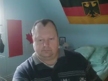 Cam4 Live Porn of Andre124231