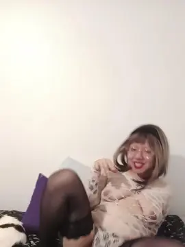 Cam4 Free Porn Cam of ohsexxyyperla