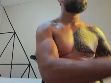 Cam4 Adult Webcam of Salvador_Ferrer