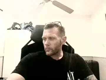 Cam4 Watch Live Sex Cams of r1leopardlegz