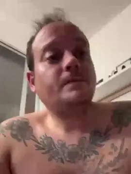 Cam4 Watch Live Sex Cams of LordEnzo69