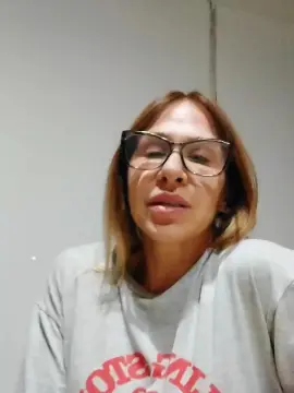 Cam4 Private Sex Chat of Heldin04