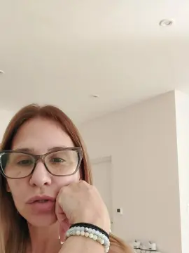 Cam4 Private Sex Chat of Heldin04