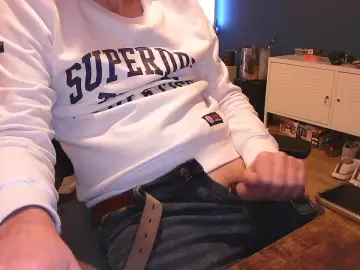 Cam4 Private Sex Chat of Mr_Average_UK