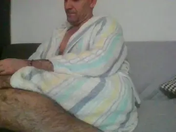 Cam4 Free Live Porn of fox6900