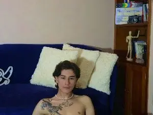 Cam4 Watch Live Sex Cams of Derekswan