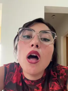 Cam4 Adult Video Chat of Momii28