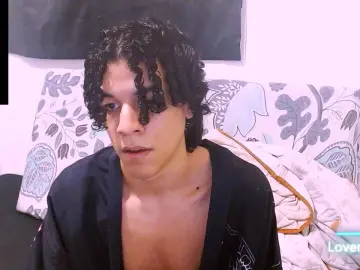 Cam4 Live Sex of IsidroGlasc