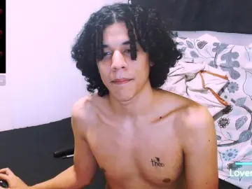 Cam4 Adult Webcam of IsidroGlasc