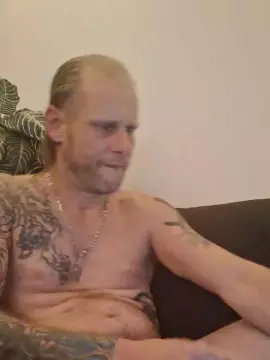 Cam4 Adult Video Chat of JeyJ66