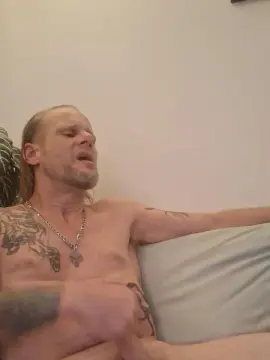 Cam4 Live Porn of JeyJ66