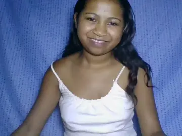 elinah_xxx from cam4