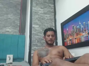 Cam4 Live Porn of Chris_Dick99