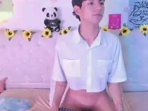 Cam4 Nude Webcam of AleAurarashi