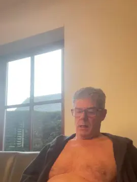 Cam4 Nude Webcam of oldiehot1957