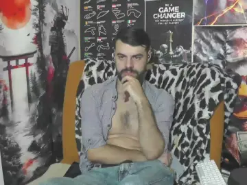 Cam4 Free Live Porn of hornymaster93