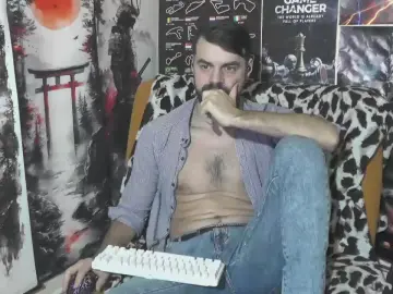 Cam4 Live Sex of hornymaster93