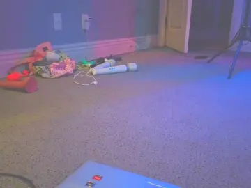 Cam4 Free Porn Cam of hotwife48