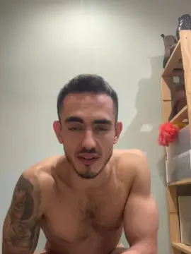 Cam4 Free Live Porn of AlejandroAlpha